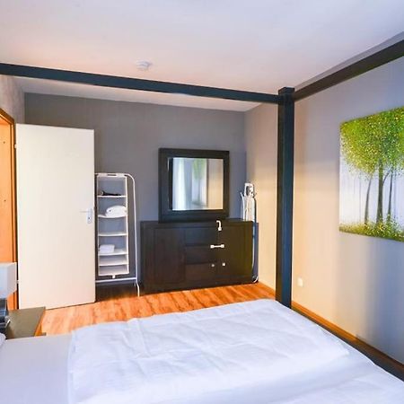 Comfortable 3 Room Apartment, Ideal For Messe Fair Hannover Luaran gambar